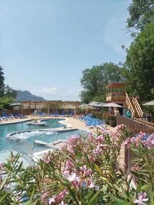 Kamp alanı 3 Etoiles - Piscine - Eeebcb *