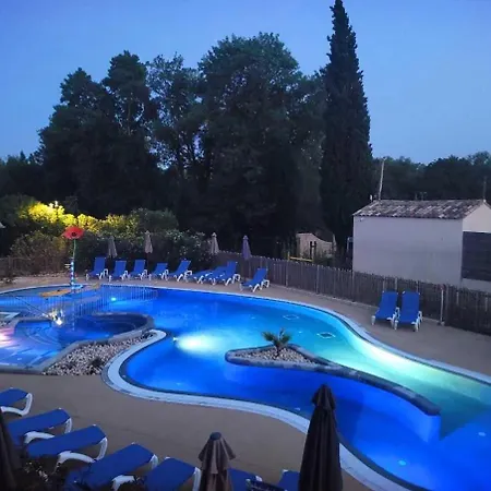 Kamp alanı 3 Etoiles - Piscine - Eeebcb *